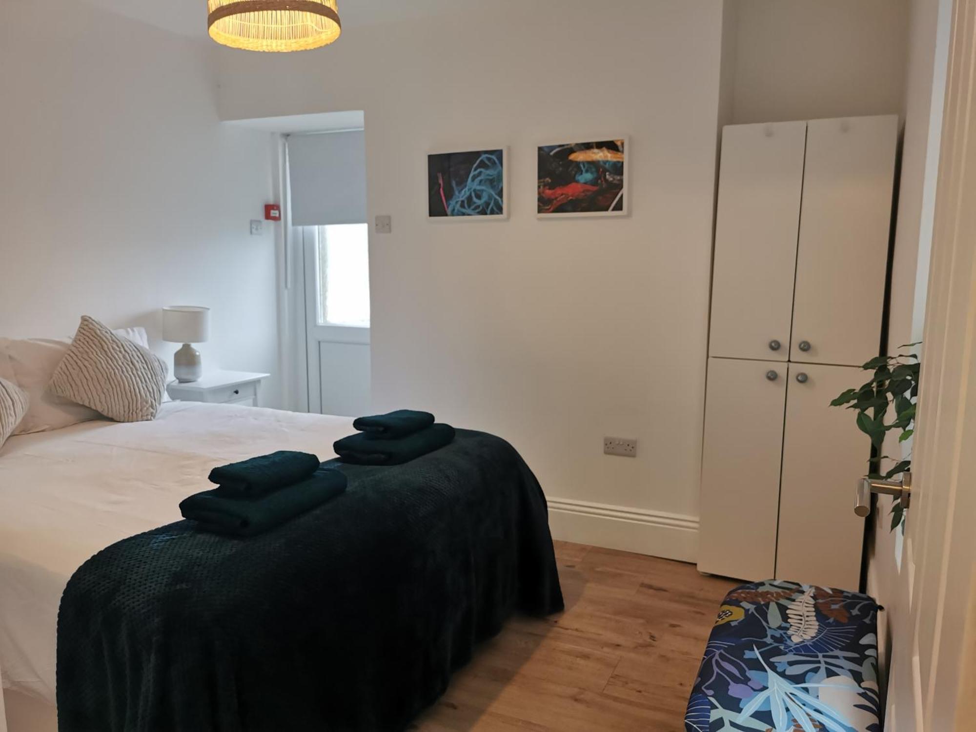 Lovely Seafront 2 Bed Flat In アベリストウィス エクステリア 写真