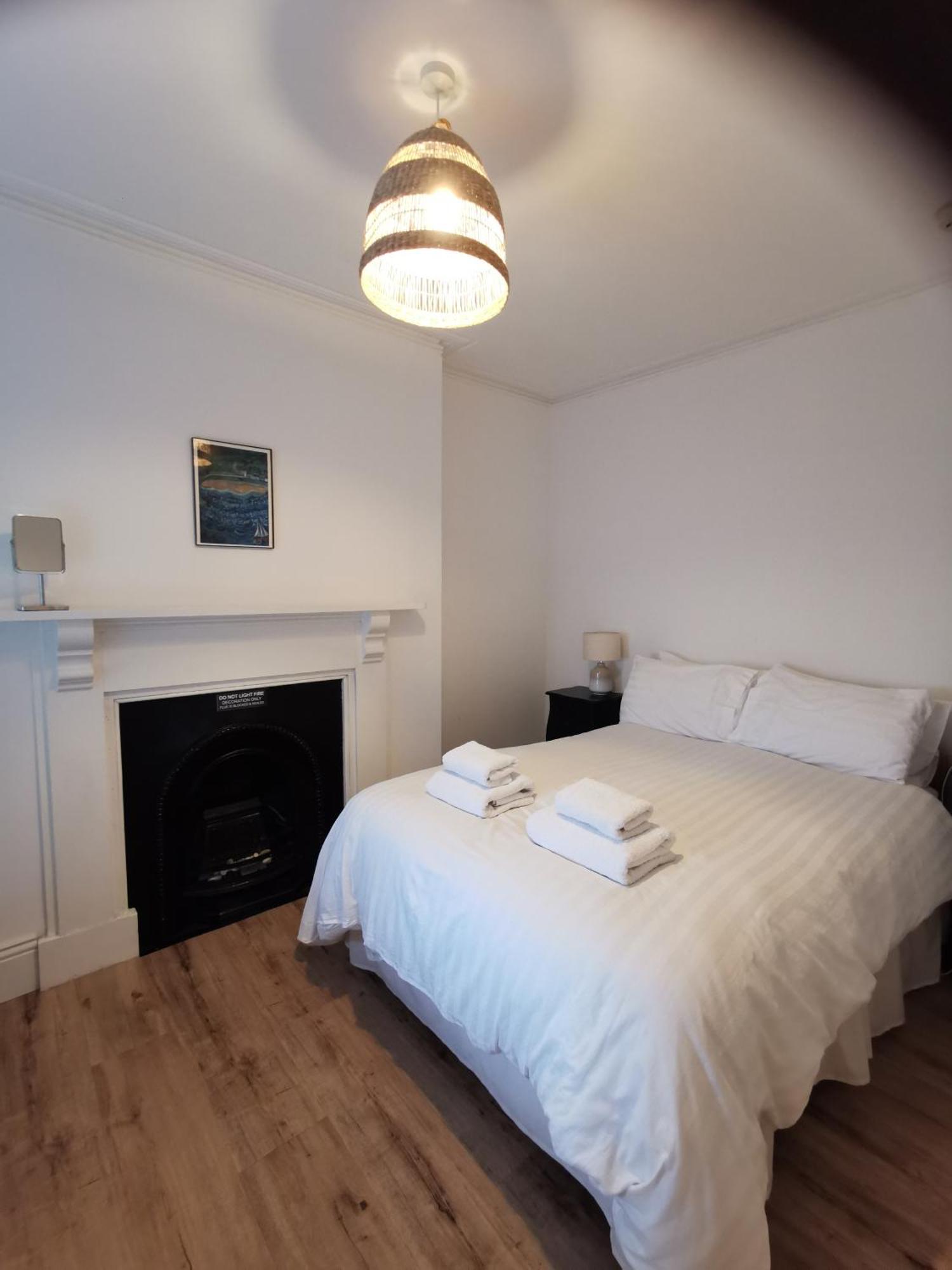 Lovely Seafront 2 Bed Flat In アベリストウィス エクステリア 写真