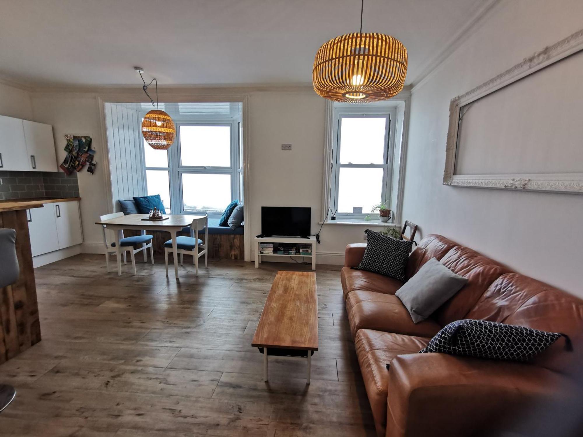 Lovely Seafront 2 Bed Flat In アベリストウィス エクステリア 写真